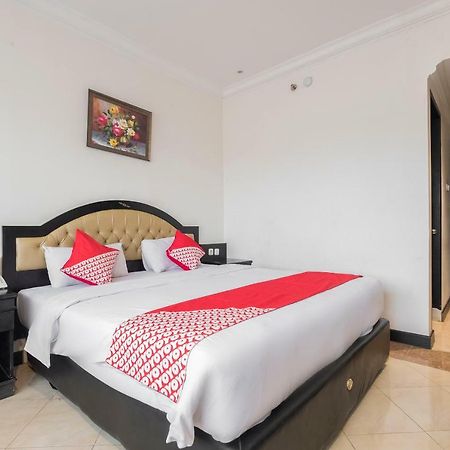 נקסר Hotel Sutomo מראה חיצוני תמונה