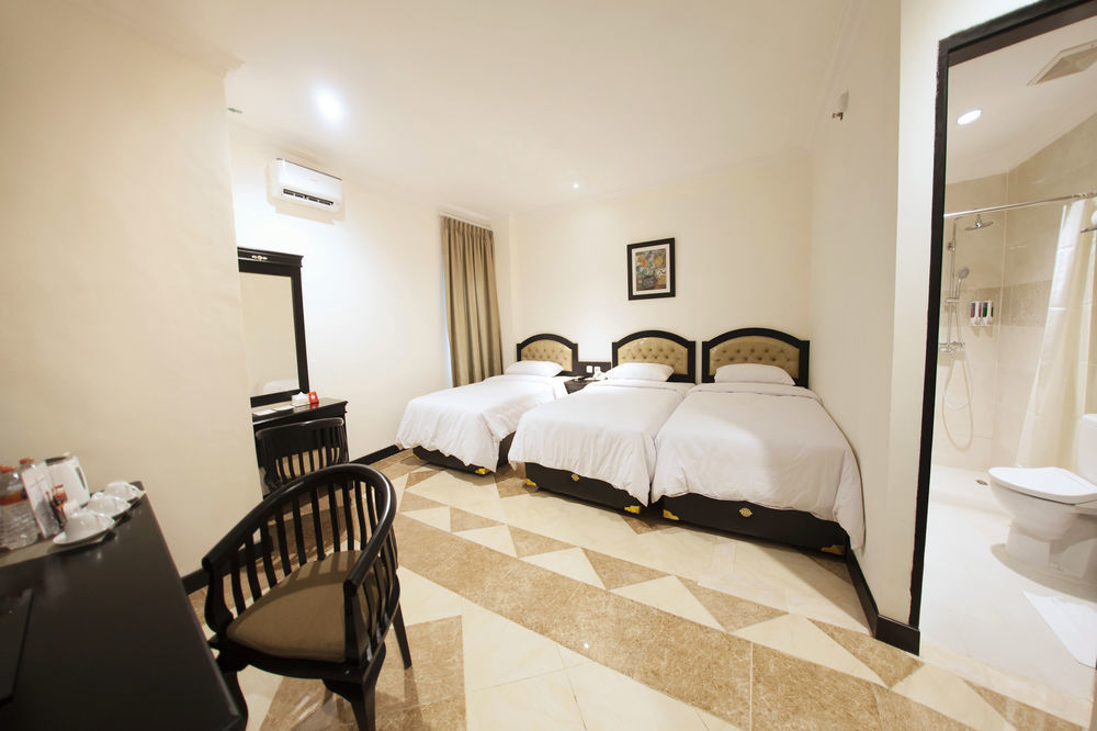 נקסר Hotel Sutomo מראה חיצוני תמונה