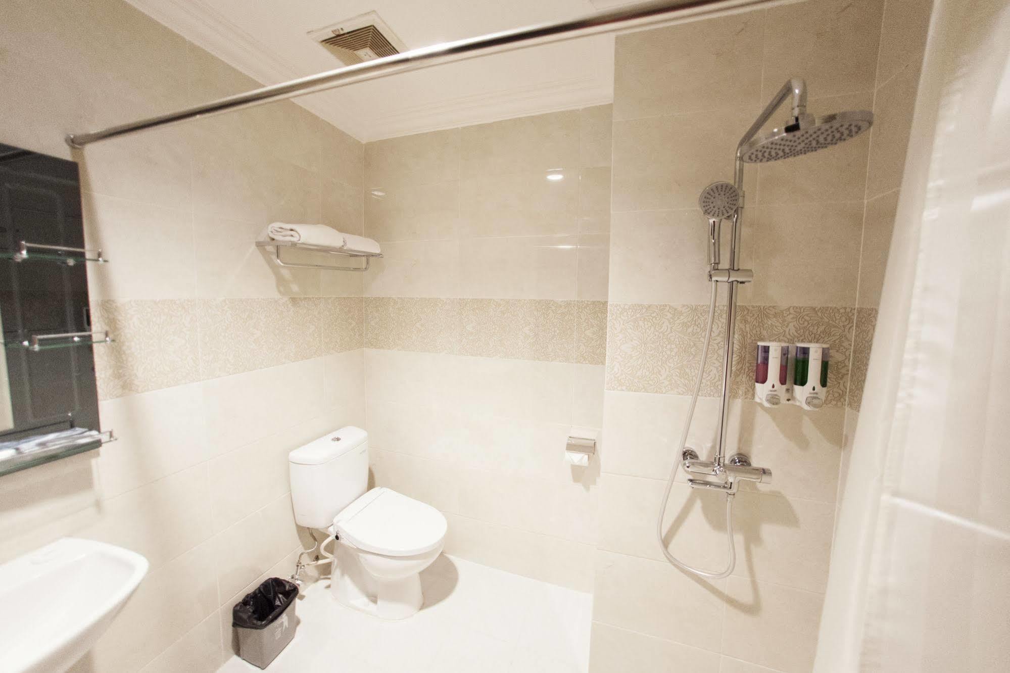 נקסר Hotel Sutomo מראה חיצוני תמונה