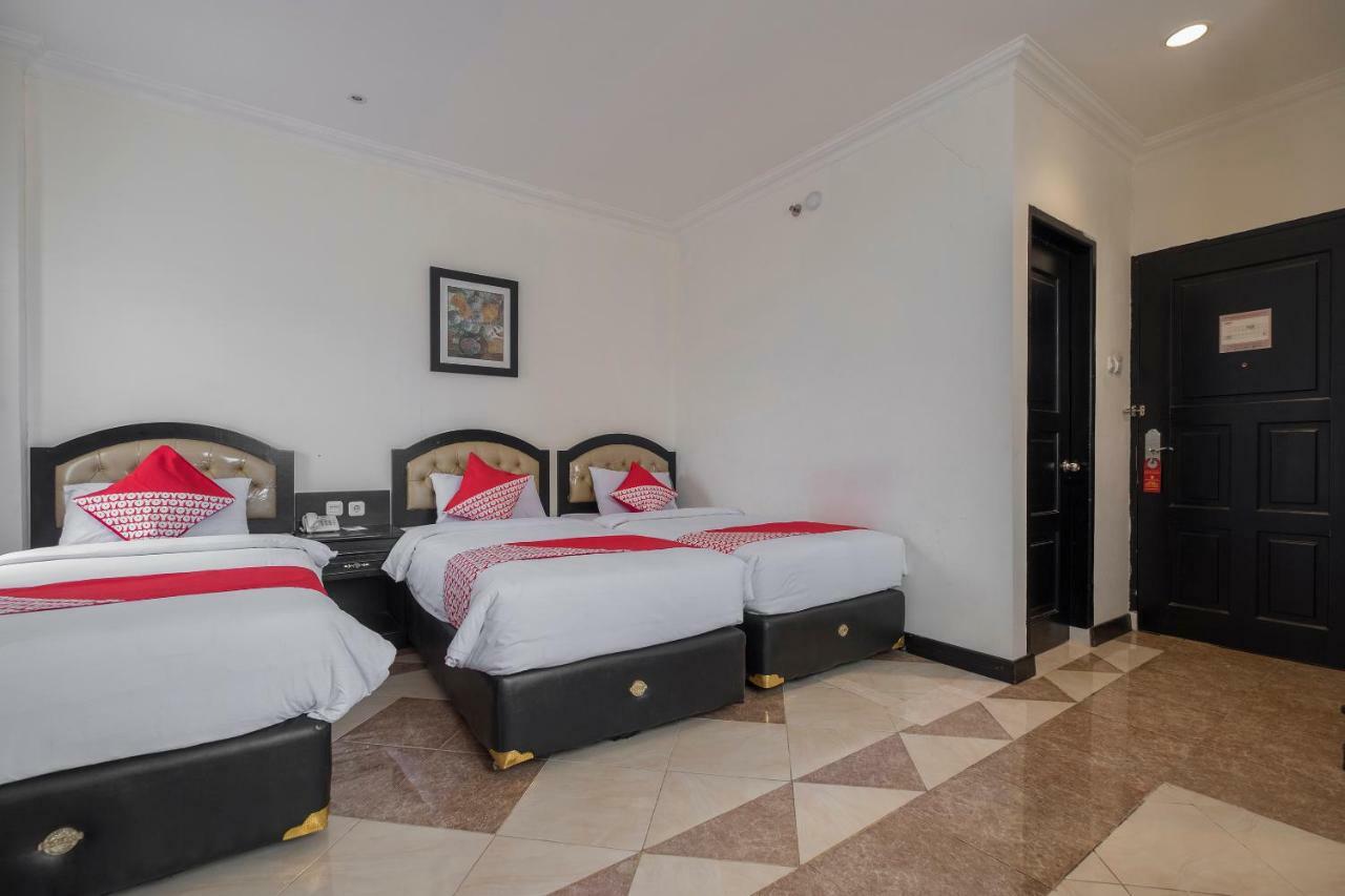נקסר Hotel Sutomo מראה חיצוני תמונה